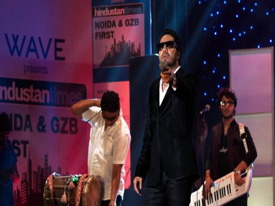 Lockdown: Singer Mika Singh ने सुनाए अपने हिट गाने, जानिए कैसे गुजार रहे दिन? 