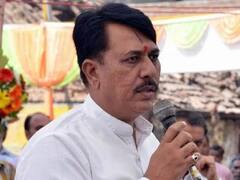 અર્નબ ગોસ્વામી સામે ફરિયાદ નોંધવા કોંગ્રેસ પ્રમુખ ચાવડાએ પોલીસ કમિશ્નરને લખ્યો પત્ર, જુઓ વીડિયો