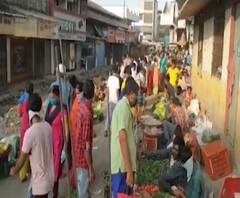 Nalasopara Vegetable Market Crowd | नालासोपाऱ्यात भाजीपाला घेण्यासाठी नागरिकांची झुंबड, प्रशासनाचं दुर्लक्ष