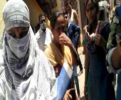 Attack on Health Workers | नाशिकमध्ये सर्वेक्षणासाठी गेलेल्या आशा सेविकांशी हुज्जत, मोबाईल फोनही स्थानिकांनी हिसकावला