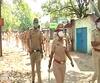 Maharashtra Lockdown | घरात राहा नाही तर कडक कारवाई: नागपुरातील दाट वस्त्यांमध्ये पोलिसांचं पथसंचलन