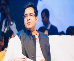 প্রতিদিন পোশাক গায়ে চাপানোর আগে তা সূর্যের আলোয় চার ঘণ্টা মেলে রাখুন, পরামর্শ অভিষেক বন্দ্যোপাধ্যায়ের