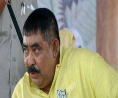 নিম্নমানের চাল দিচ্ছে কেন্দ্র, অভিযোগ অনুব্রতর, পাল্টা বিজেপি