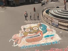 कोरोना: जोधपुर की सड़कों पर पेंटिंग के जरिए लोगों से की जा रही घरों में रहने की अपील