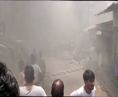 Mumbai Bandra Fire | मुंबईतील वांद्रे परिसरात झोपडपट्टीला मोठी आग