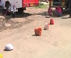 Coronavirus | नागपुरात अनोखं सोशल डिस्टन्सिंग; गर्दी न होता सर्वांना सहजरीत्या जेवण