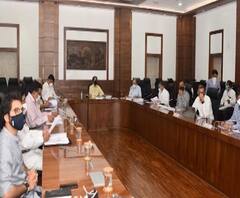 Coronavirus Effect | महाराष्ट्रातील आमदारांच्या पगारात कपात, आमदारांची 30 टक्के वेतन कपात