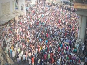 When rumours led to Mumbai's migrant crisis | Sansani (15.04.2020)