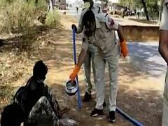 राहगीरों पर पुलिस का मानवता वाला मरहम