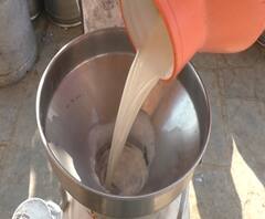 Jalna Lockdown | जालन्यात दूध व्यवसायाला लॉकडाऊनचा फटका, दुधाच्या मागणीत 60% घट