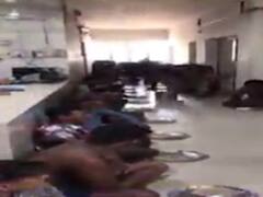 સુરતમાં પોલીસની માનવતા, તોફાનીઓને કરાવ્યું ભોજન, જુઓ વીડિયો 