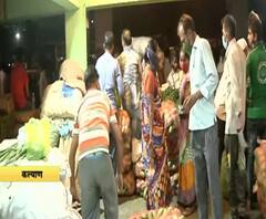 Coronavirus Update | कल्याण एपीएमसी भाजी मार्केटमध्ये ग्राहकांची जीवघेणी गर्दी 