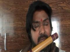 Exclusive: बांसुरी वादक पारस नाथ से सुनिए 'मिले सुर मेरा तुम्हारा' और 'राग भैरवी' की मधुर धुन