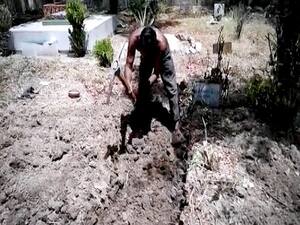 In Indore, why are the number of funerals exceeding the number of Covid-19 deaths reported? Ghanti Bajao (4.08.2020)