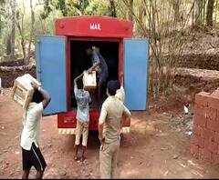 Mangoes in Konkan Kanya | कोकण रेल्वेतून दक्षिणेकडच्या राज्यांकडे आंबा, पोस्टाद्वारे तीन टन आंबा मुंबईकडे रवाना