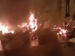 Surat: Workers resort to violence and arson amid lockdown