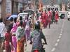 Ranchi residents violate lockdown rules while fetching ration