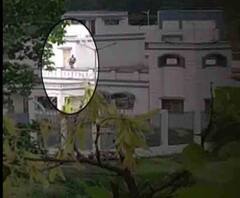 পরিবারের সাহায্যে সাড়ে ৮ ঘণ্টা পর ঝাড়গ্রামের পুলিশ লাইনের অস্ত্রাগারের ছাদ থেকে নামনো হল বন্দুকবাজ কনস্টেবলকে