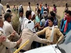 MP: तेंदुआ देखने गई भीड़ ने सोशल डिस्टैंसिंग तोड़ी, पुलिस से भिड़ गए लोग