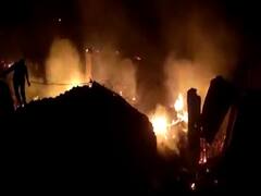 Bihar: दीये जलाने के दौरान कई घरों में लगी आग