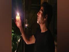 पीएम मोदी की अपील पर नेताओं से लेकर अभिनेताओं तक ने किया दीप प्रज्वलित