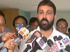 ગુજરાતના કેટલા લોકોને કરાયું મફત અનાજનું વિતરણ? મંત્રી રાદડિયાએ આપી માહિતી 