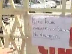 અમદાવાદઃ વસ્ત્રાપુરની તક્ષશિલા સોસાયટીમાં રહીશો લોકડાઉનનું કરી રહ્યા છે પાલન, જુઓ વીડિયો