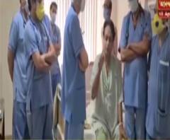 আনন্দপুরের এক বেসরকারি হাসপাতাল থেকে সুস্থ হয়ে বাড়ি ফিরলেন করোনা আক্রান্ত 