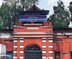 প্যারোলের দাবিতে জলপাইগুড়ি জেলা সংশোধনাগারে বন্দিদের বিক্ষোভ, আক্রান্ত পুলিশ