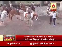 રાજકોટમાં કોરોનાના કેસ વધતા જંગલેશ્વરમાં પોલીસે વધાર્યું પેટ્રોલિંગ, જુઓ વીડિયો