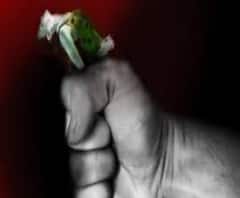 লকডাউনের বাড়ছে গার্হস্থ্য হিংসা 