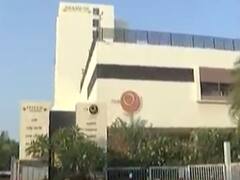 અમદાવાદના શેલામાં મ્યુનિસિપલના મેડિકલ સ્ટાફમાંથી પાંચને કોરોના, જુઓ વીડિયો