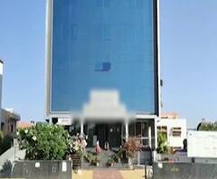 Pandharpur Hospital Sealed | प्रसुतीसाठी रुग्णालयात दाखल महिलेला कोरोना, रुग्णालयातील 47 जणांचा स्टाफ क्वॉरंटाईन