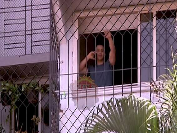 Exploring lanes to actor Param Singh's house 