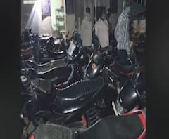 Lockdown | सोलापुरात शेतात सुरु असलेल्या बर्थडे पार्टीवर पोलिसांची धाड, 11 अटकेत