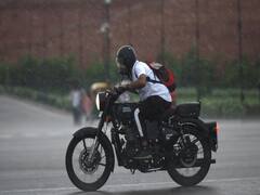 Mumbai: Biker spits at a woman, FIR registered