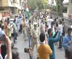 Corona Ground Report | भिवंडीत पोलिसांचा रूट मार्च; नागरिकांचा पोलीस, आरोग्य कर्मचाऱ्यांना सलाम