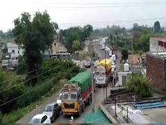 Thousands throng Una-Himachal border post govt issues e-pass