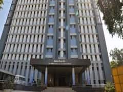 અમદાવાદઃ LG હોસ્પિટલના 27 કર્મીઓને લાગ્યો કોરોનાનો ચેપ, જુઓ વીડિયો