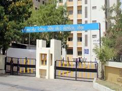 અમદાવાદઃ કોવિદ-19માં નબળી કામગીરી બદલ આ અધિકારીની થઈ ગઈ ટ્રાન્સફર, જુઓ વીડિયો