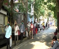 Coronavirus | Social Distancing ची ऐशीतैशी; टाटा रुग्णालयाबाहेर रुग्णांची भली मोठी रांग