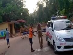 Karnataka: Two cops get injured after mob attack in Hubli 