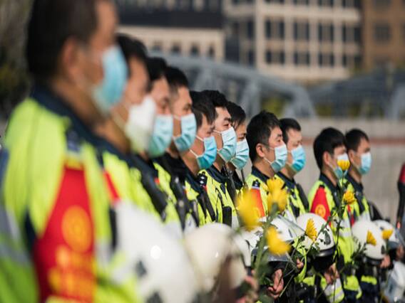 चीन में आज मनाया जा रहा शोक दिवस, Li Wenliang समेत 14 कोरोना शहीदों को दी गई श्रद्धांजलि