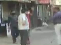 મંગળવારે સાંજે થયેલા હોબાળા પછી સુરતના વરાછામાં શાંતિનો માહોલ, જુઓ વીડિયો