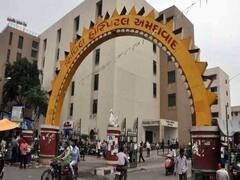 અમદાવાદ સિવિલ હોસ્પિટલના સુપ્રીટેન્ડન્ટનો રિપોર્ટ આવ્યો નેગેટિવ, જુઓ વીડિયો