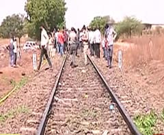 Aurangabad Accident | औरंगाबादमधील रेल्वेमार्गावर नेमकं काय घडलं होतं? मजुरांसाठी का ठरली ती काळरात्र?