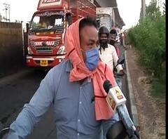 Lockdown 3|नाशिक शहरात मोठी वाहतूक कोंडी,अत्यावश्यक सेवेची स्टिकर्स लावलेल्या वाहनांमधून अवैध वाहतूक