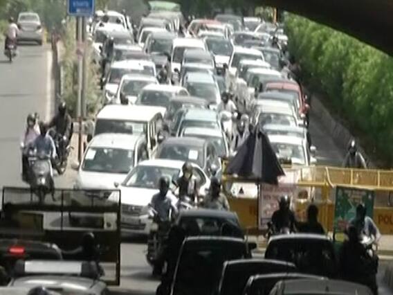 Lockdown 3.0: Delhi के कनॉट प्लेस पर लगा जाम