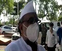 आषाढी वारी! इतिहासात पहिल्यांदाच पायी दिंडी सोहळा रद्द,हेलिकॉप्टर किंवा वाहनानं पादुका पंढरीला नेणार