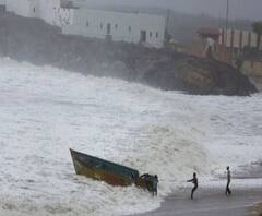 সাইক্লোন উমপুন : উত্তর ২৪ পরগনার হিঙ্গলগঞ্জে রাত থেকেই শুরু হয়েছে বৃষ্টি, সকাল থেকে বইছে ঝোড়া হাওয়া